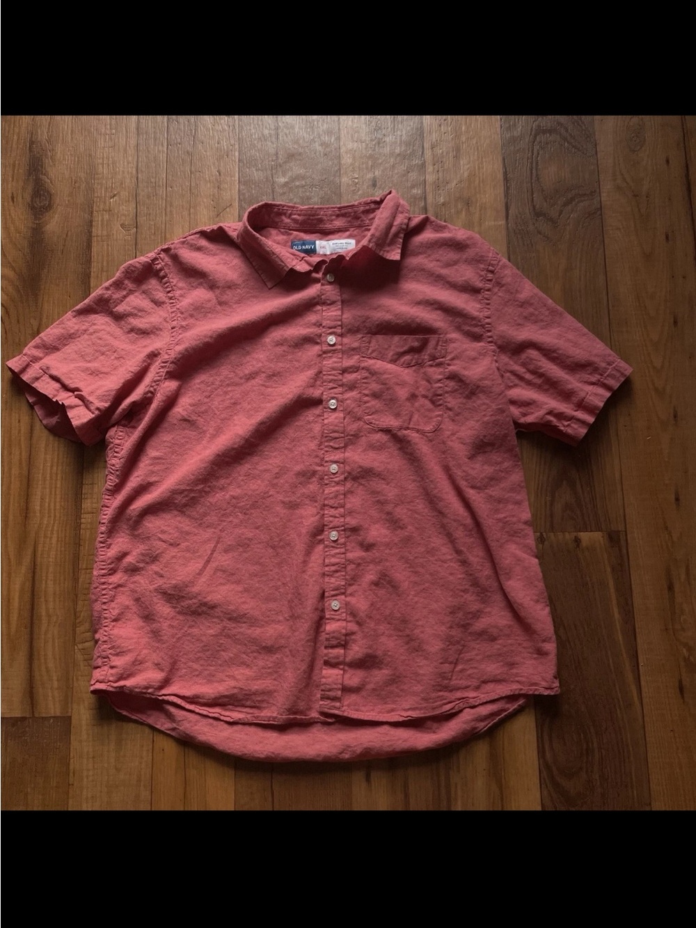 Men's Old Navy Red Linen Blend Short Sleeve Button Down Shirt